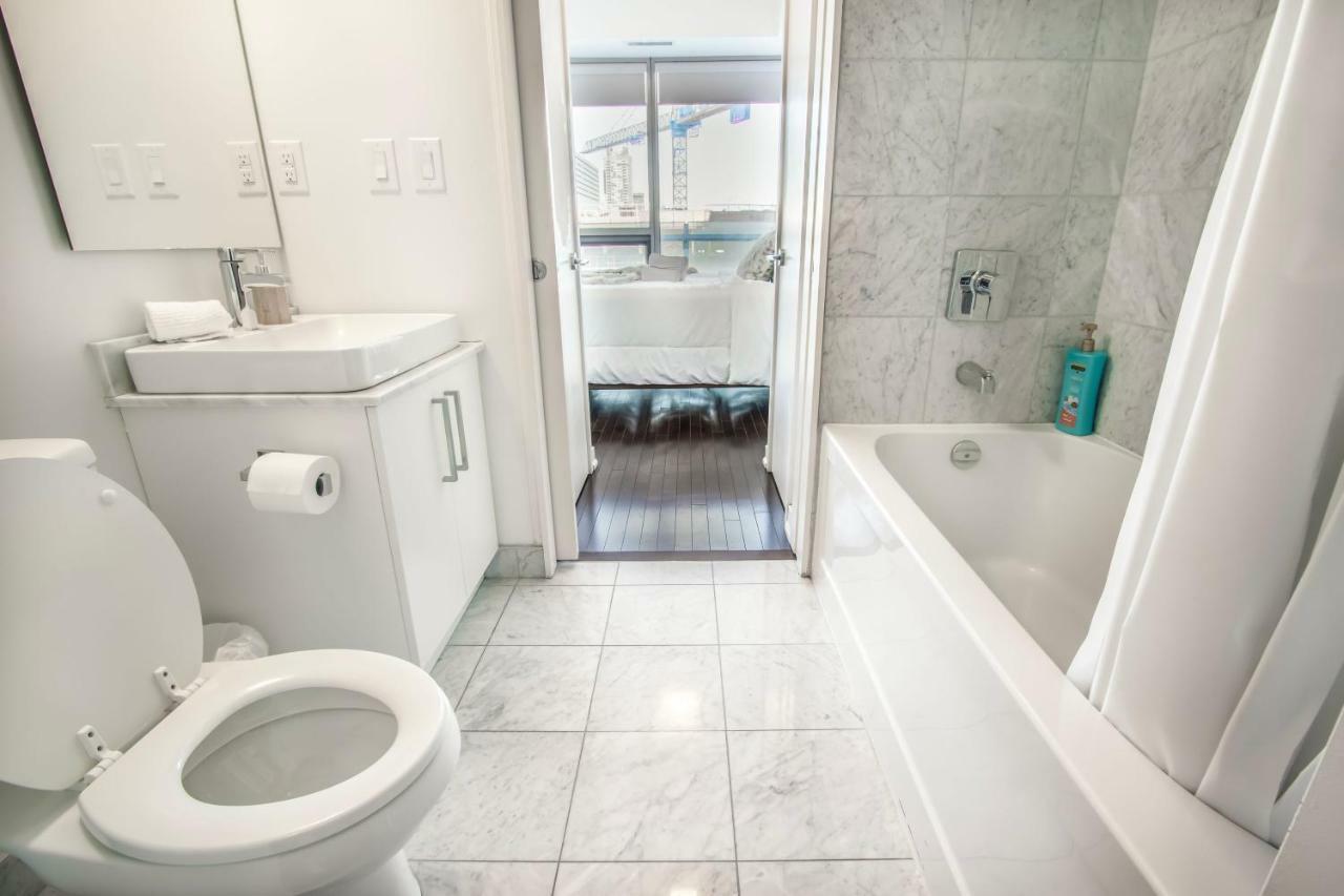Micasa Suites - Modern Executive Condo Toronto Eksteriør bilde