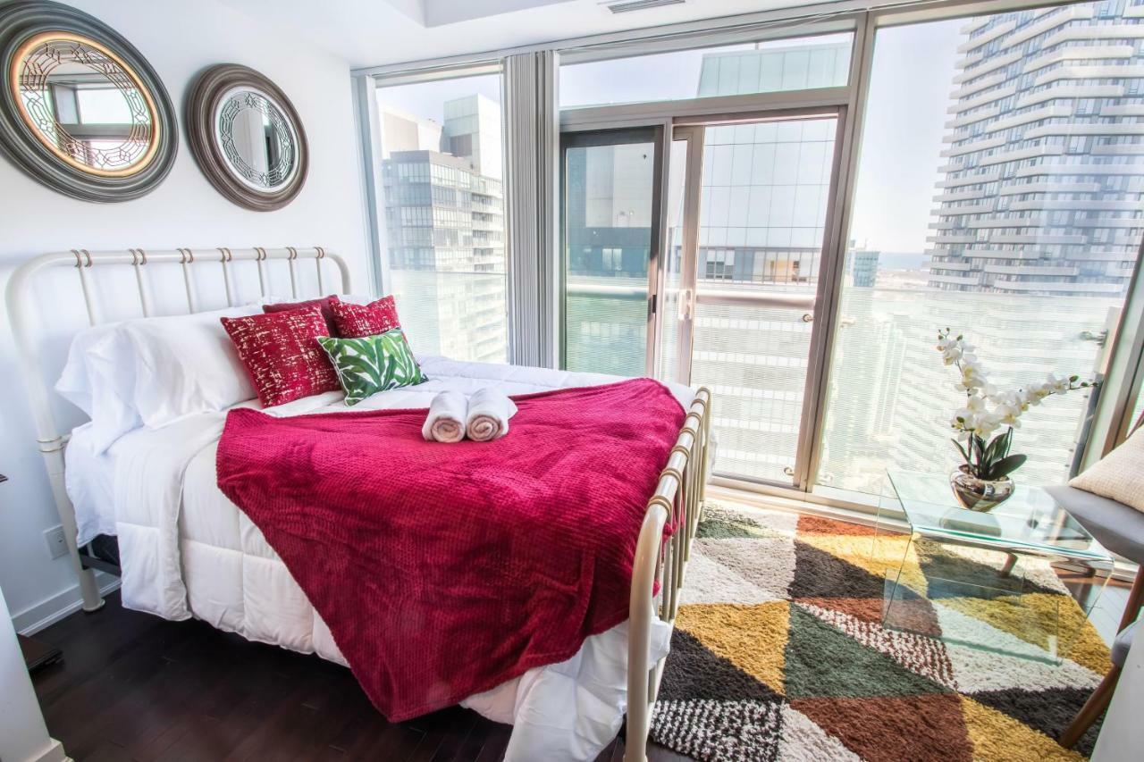 Micasa Suites - Modern Executive Condo Toronto Eksteriør bilde